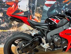 2010 Honda CBR1000RR (FIREBLADE) RED