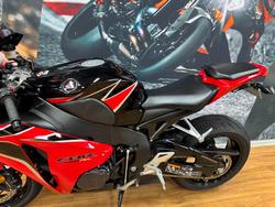 2010 Honda CBR1000RR (FIREBLADE) RED