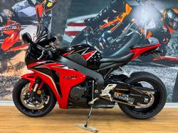 2010 Honda CBR1000RR (FIREBLADE) RED