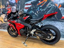 2010 Honda CBR1000RR (FIREBLADE) RED