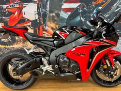 2010 Honda CBR1000RR (FIREBLADE) RED