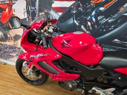 2002 Honda VTR1000F (FIRESTORM) RED