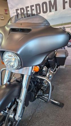 2017 Harley-davidson FLHXS STREET GLIDE SPECIAL Grey