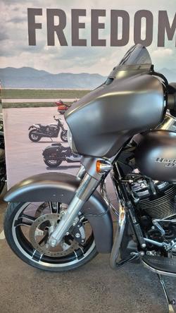 2017 Harley-davidson FLHXS STREET GLIDE SPECIAL Grey
