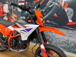 2025 Ktm 2025 Ktm 390CC SMC R ORANGE/WHITE