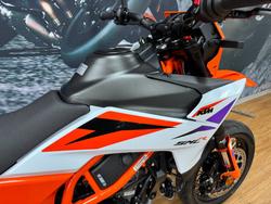 2025 Ktm 2025 Ktm 390CC SMC R ORANGE/WHITE