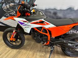2025 Ktm 2025 Ktm 390CC SMC R ORANGE/WHITE