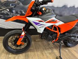 2025 Ktm 2025 Ktm 390CC SMC R ORANGE/WHITE