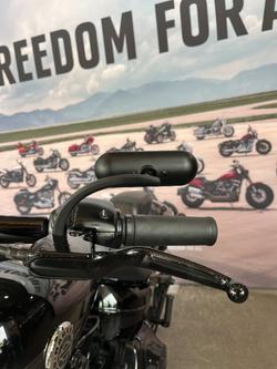 2016 Harley-davidson FXSB SOFTAIL BREAKOUT Black