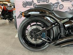 2016 Harley-davidson FXSB SOFTAIL BREAKOUT Black