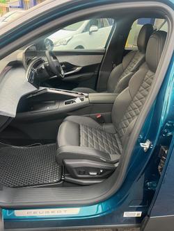 2024 Peugeot 3008 GT Premium e-DCS Hybrid