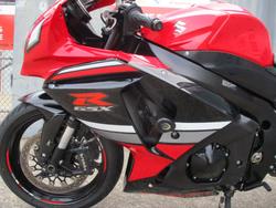 2016 Suzuki GSX-R1000 RED