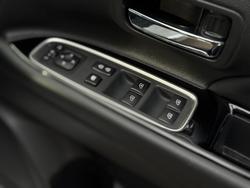 2021 Mitsubishi
Outlander PHEV Exceed