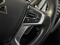 2021 Mitsubishi
Outlander PHEV Exceed