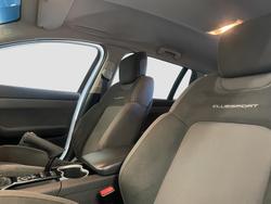 2010 Holden Special Vehicles
Clubsport R8 Tourer