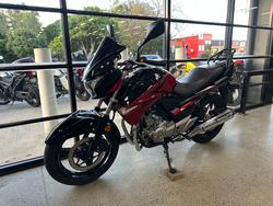 2015 Suzuki INAZUMA 250 (GW250) RED