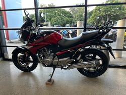 2015 Suzuki INAZUMA 250 (GW250) RED