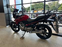 2015 Suzuki INAZUMA 250 (GW250) RED