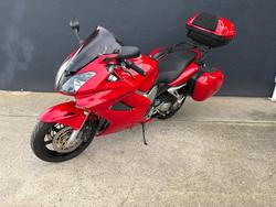 2002 Honda VFR800F (VFR800Fi) RED