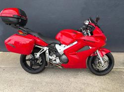 Honda VFR800F (VFR800FI)