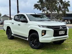 Mitsubishi Triton
