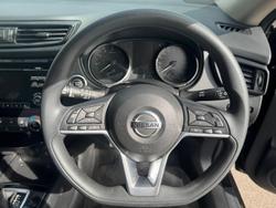 2017 Nissan X-TRAIL ST