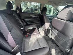 2017 Nissan X-TRAIL ST