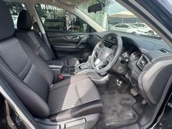 2017 Nissan X-TRAIL ST