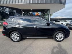 2017 Nissan X-TRAIL ST