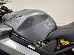 Honda 2011 HONDA 800CC VFR8009 Silver