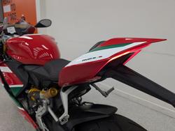 2023 DUCATI PANIGALE V2 BAYLISS 20TH ANNIV Red