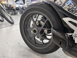 2023 DUCATI PANIGALE V2 BAYLISS 20TH ANNIV Red