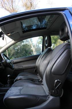 2002 Peugeot 206 GTi T1 MY02 China Blue