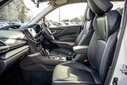 2025 Subaru Forester 2.5i Luxury Special Edition S5 MY24 AWD Crystal White