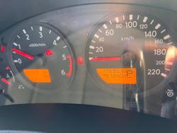 2010 Nissan Navara ST D40 4X4 Dual Range Brilliant Silver