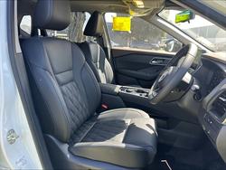 2025 Nissan T33 TI-L