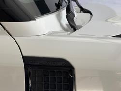 2025 Land Rover
Defender 110 D350 X-Dynamic SE