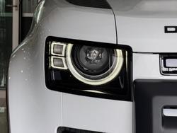 2025 Land Rover
Defender 110 D350 X-Dynamic SE