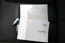 2015 Nissan
X-TRAIL ST-L