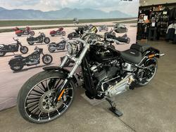 2025 Harley-davidson FXBR BREAKOUT (117) Vivid Black
