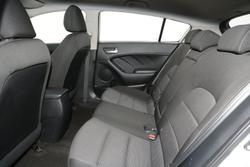 2016 Kia
Cerato S