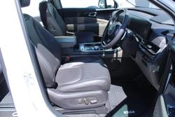 2024 Kia Carnival GT-Line