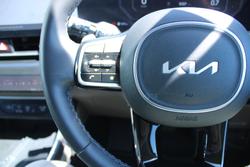 2024 Kia Carnival GT-Line