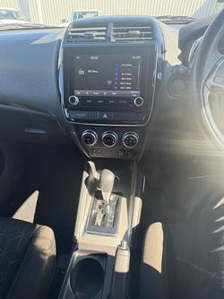 2022 Mitsubishi ASX ES XD MY22 White