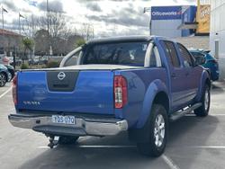 2013 Nissan
                Navara ST