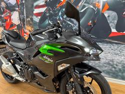 2025 Kawasaki NINJA 500 GREY