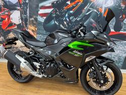 2025 Kawasaki NINJA 500 GREY