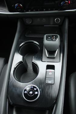 2024 Nissan X-TRAIL ST-L