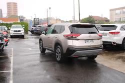 2024 Nissan X-TRAIL ST-L