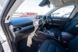 2017 Mazda
                CX-5 Maxx Sport